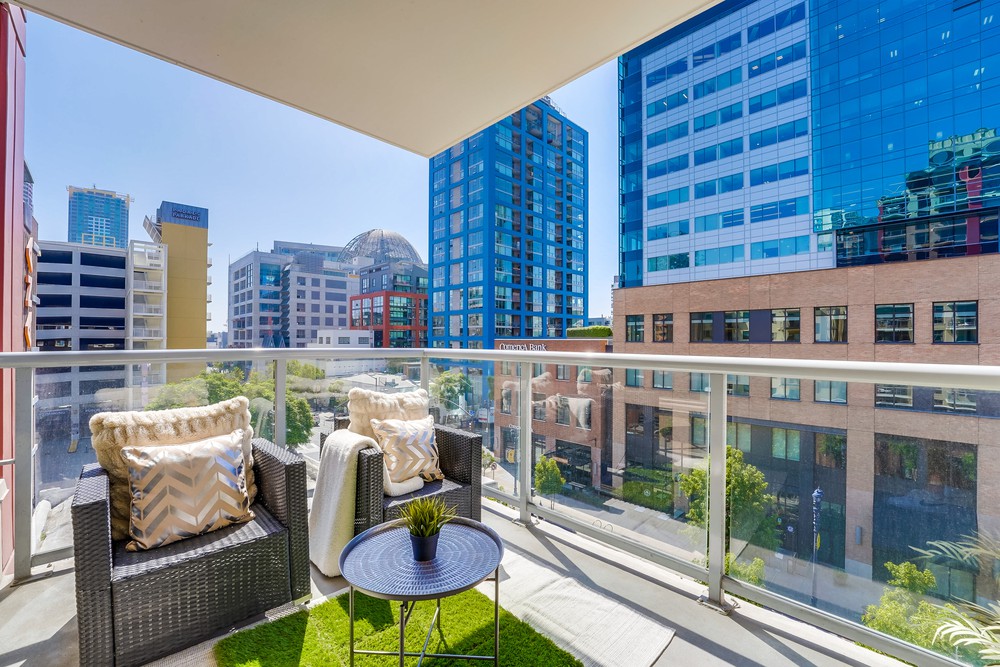 Virtual tour photo 39 of 42 for 427 Ninth Ave UNIT 501