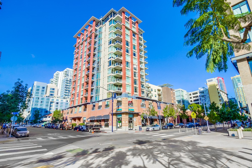 Virtual tour photo 3 of 53 for 427 Ninth Ave UNIT 507