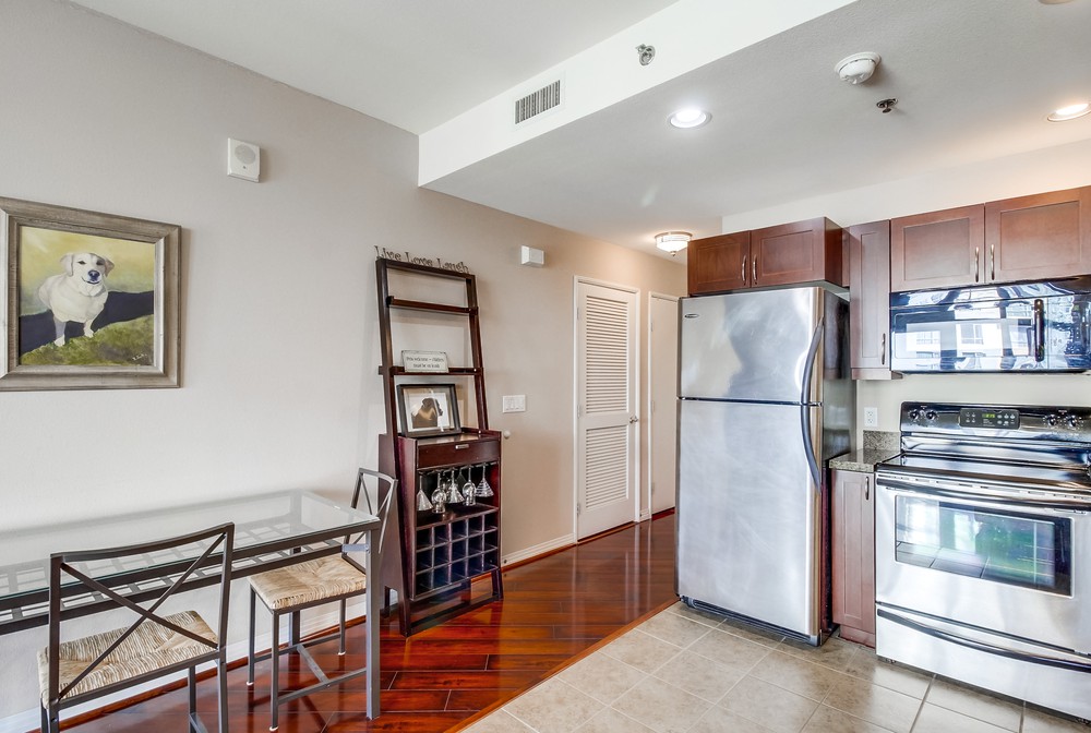 Virtual tour photo 21 of 53 for 427 Ninth Ave UNIT 507