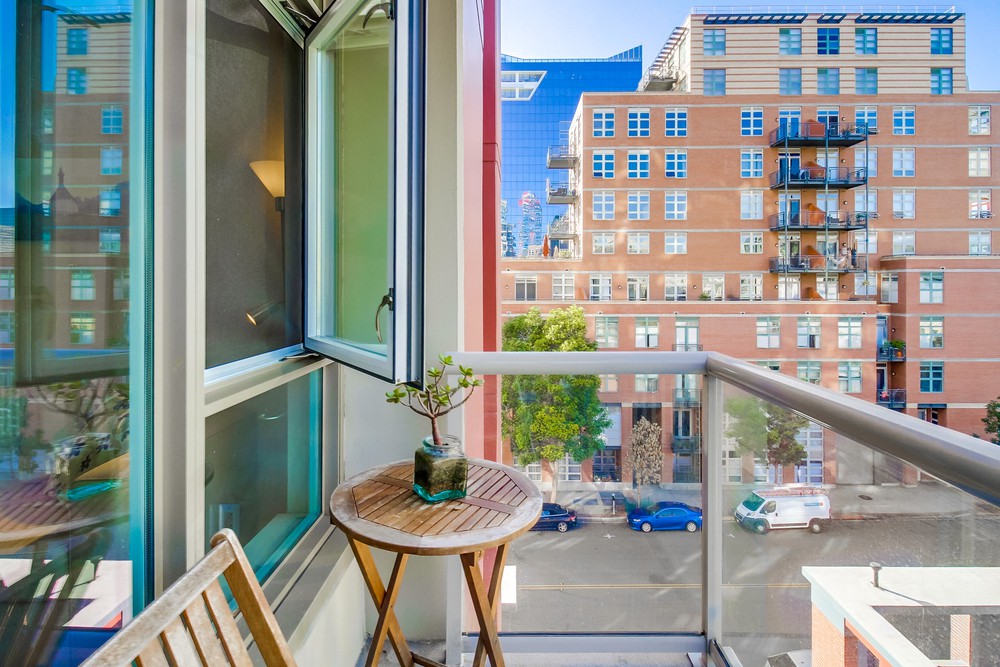 Virtual tour photo 32 of 53 for 427 Ninth Ave UNIT 507