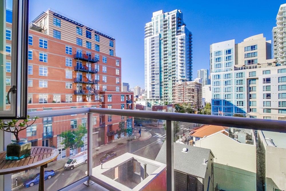 Virtual tour photo 34 of 53 for 427 Ninth Ave UNIT 507