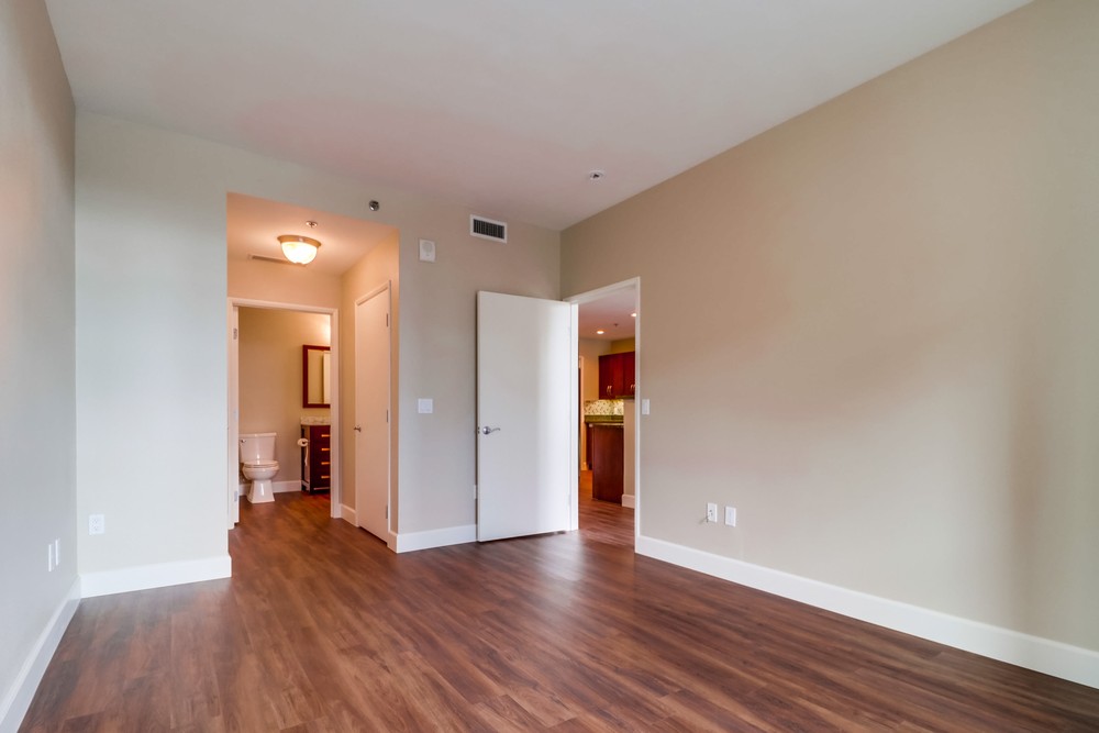 Virtual tour photo 16 of 23 for 427 Ninth Ave