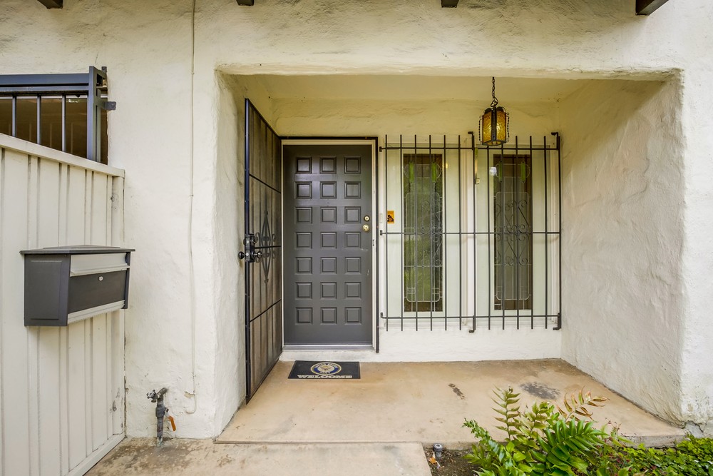Virtual tour photo 8 of 69 for 4271 Loma Riviera Ln