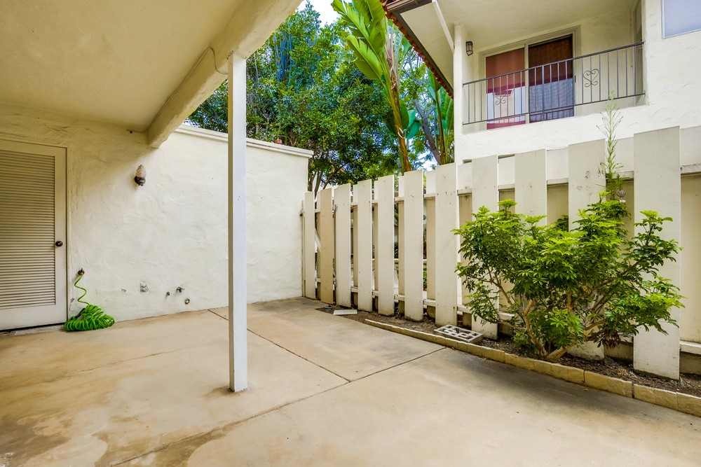 Virtual tour photo 18 of 69 for 4271 Loma Riviera Ln