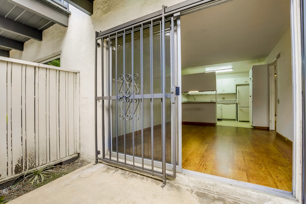 Virtual tour photo 30 of 69 for 4271 Loma Riviera Ln