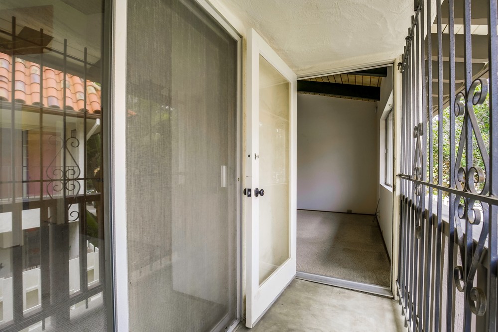Virtual tour photo 40 of 69 for 4271 Loma Riviera Ln