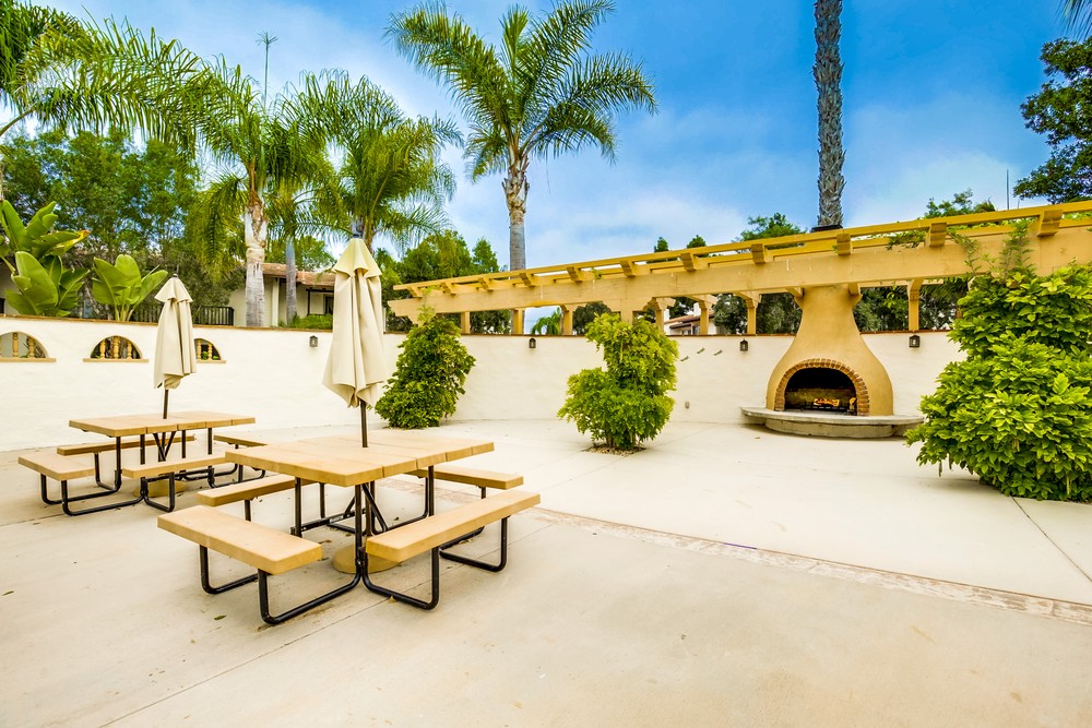 Virtual tour photo 70 of 69 for 4271 Loma Riviera Ln