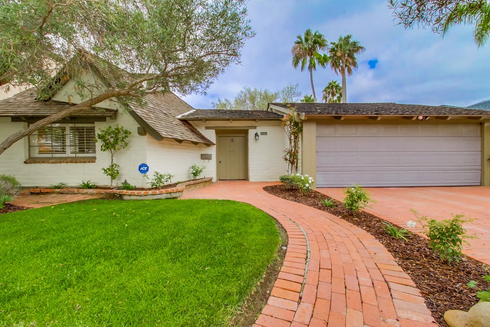 Virtual tour photo 1 of 95 for 4272 Altamirano Way