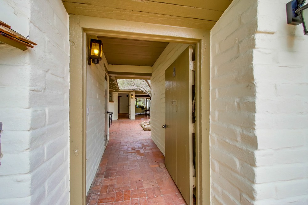 Virtual tour photo 6 of 95 for 4272 Altamirano Way