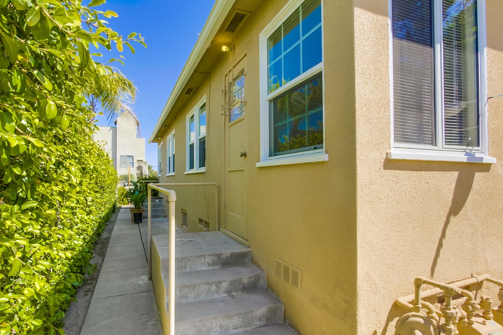 Virtual tour photo 16 of 41 for 4272 Chamoune Ave