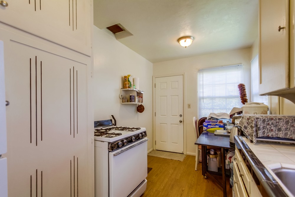Virtual tour photo 21 of 41 for 4272 Chamoune Ave