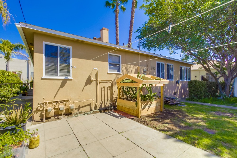 Virtual tour photo 26 of 41 for 4272 Chamoune Ave