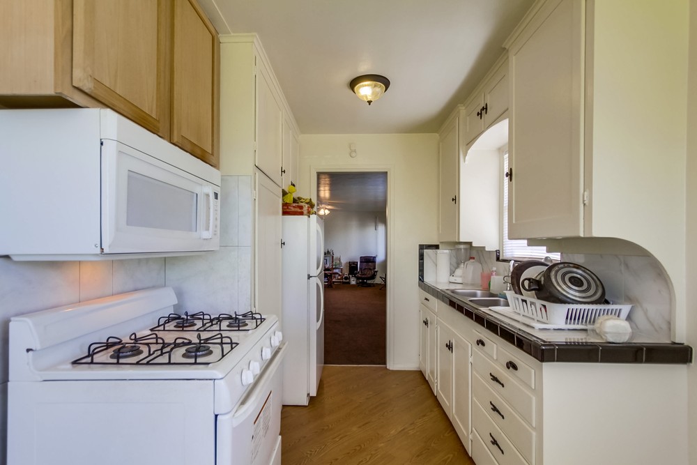 Virtual tour photo 33 of 41 for 4272 Chamoune Ave