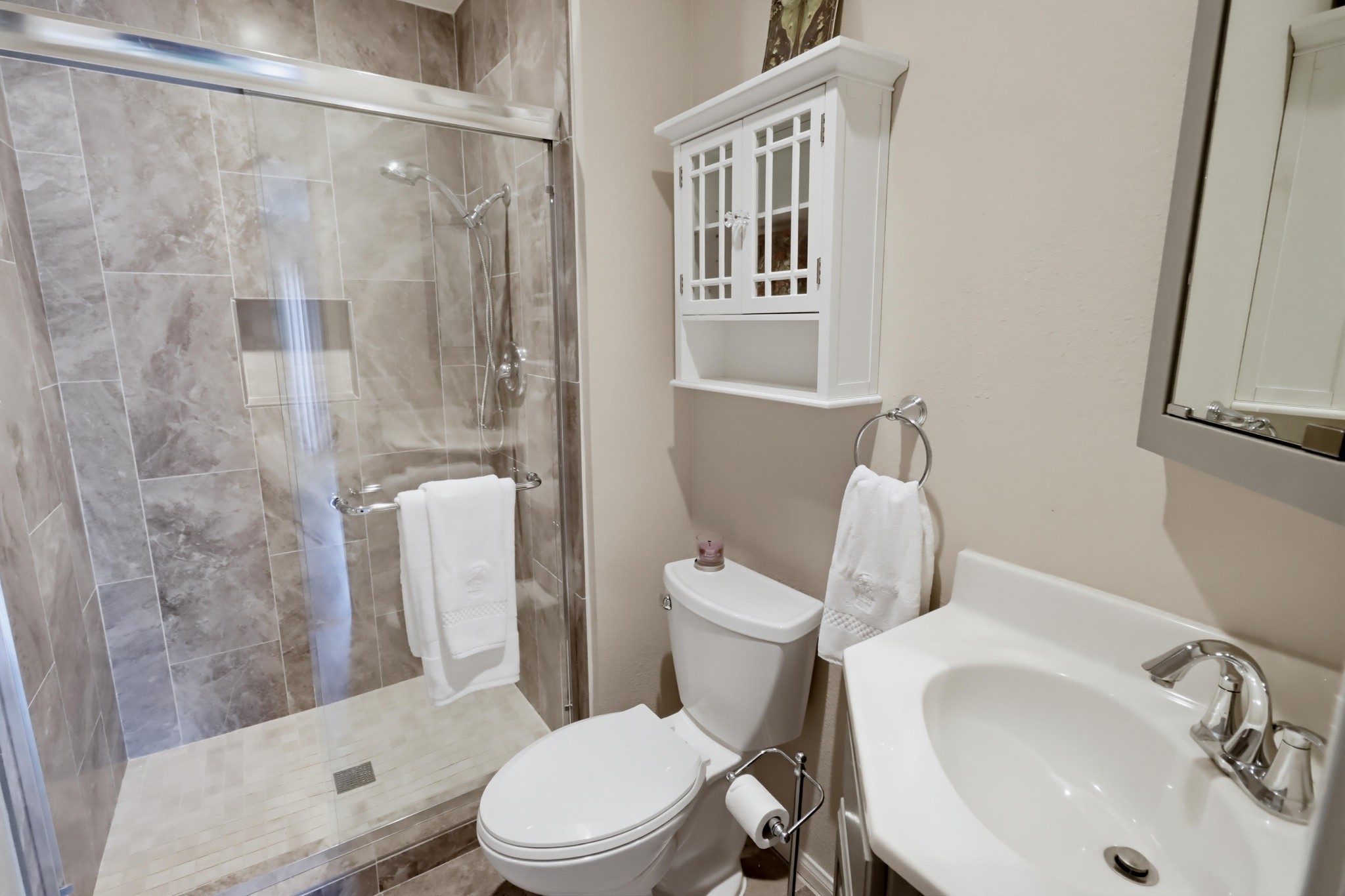 Virtual tour photo 26 of 39 for 4275 Asher St