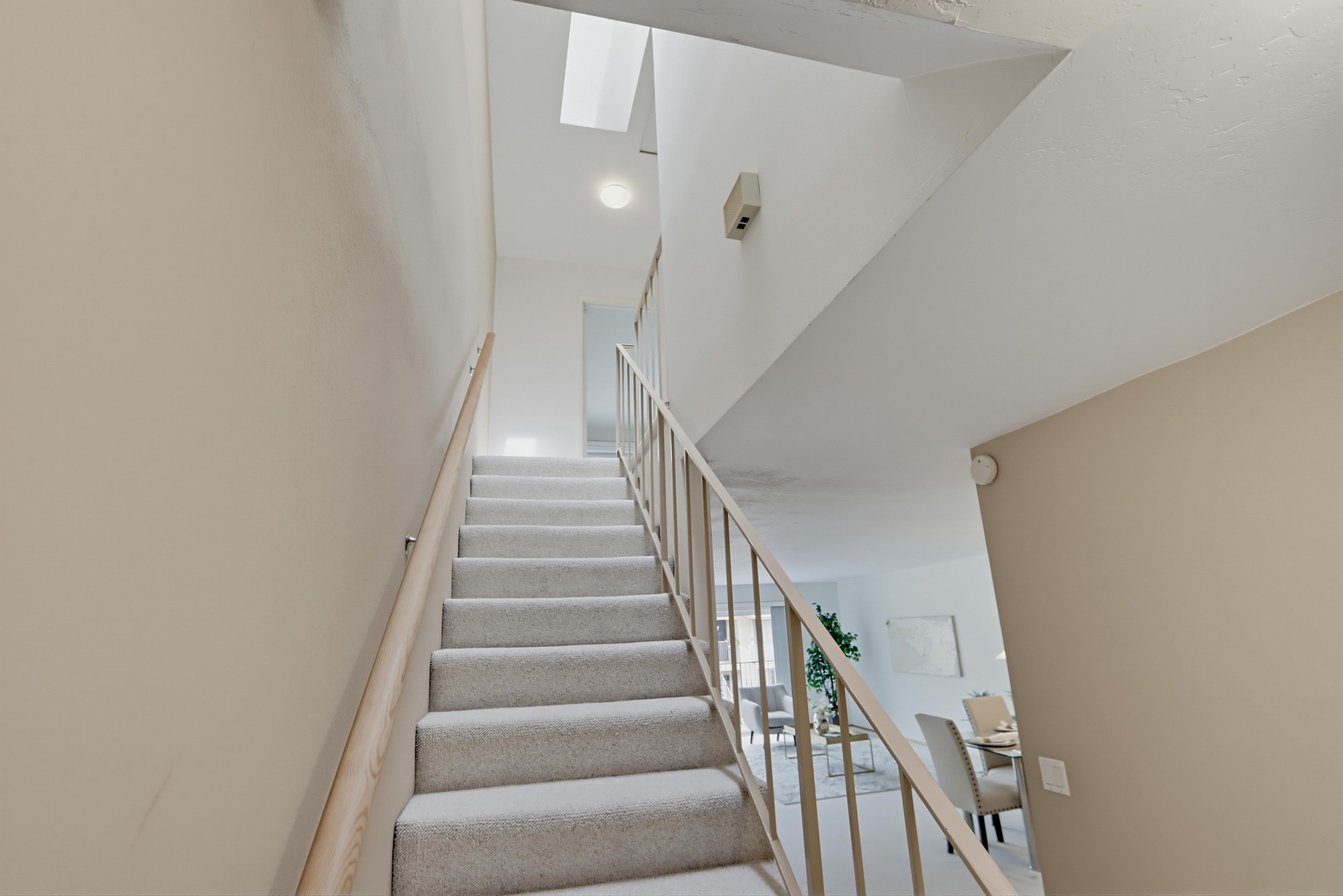 Virtual tour photo 28 of 46 for 4276 Fifth Ave