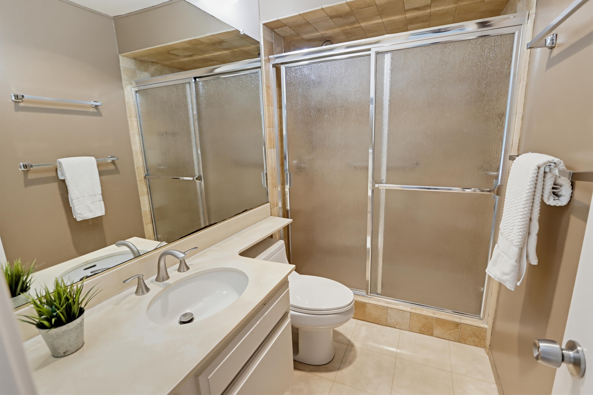 Virtual tour photo 36 of 46 for 4276 Fifth Ave