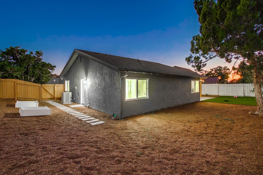 Virtual tour photo 14 of 65 for 4276 Rueda Dr