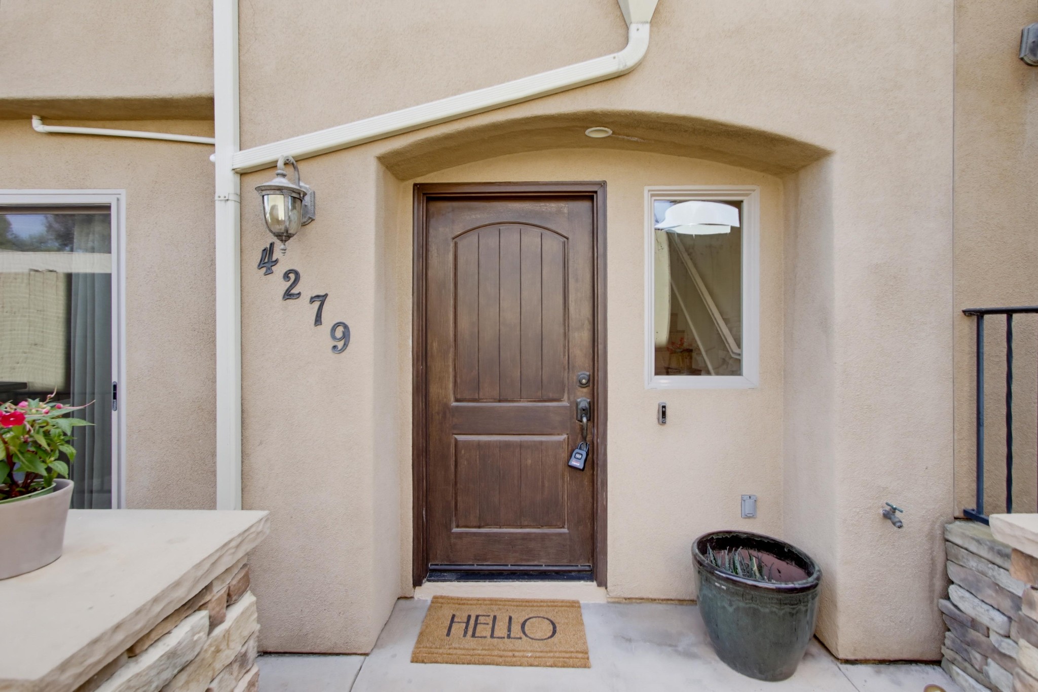 Virtual tour photo 3 of 97 for 4279 Lamont St