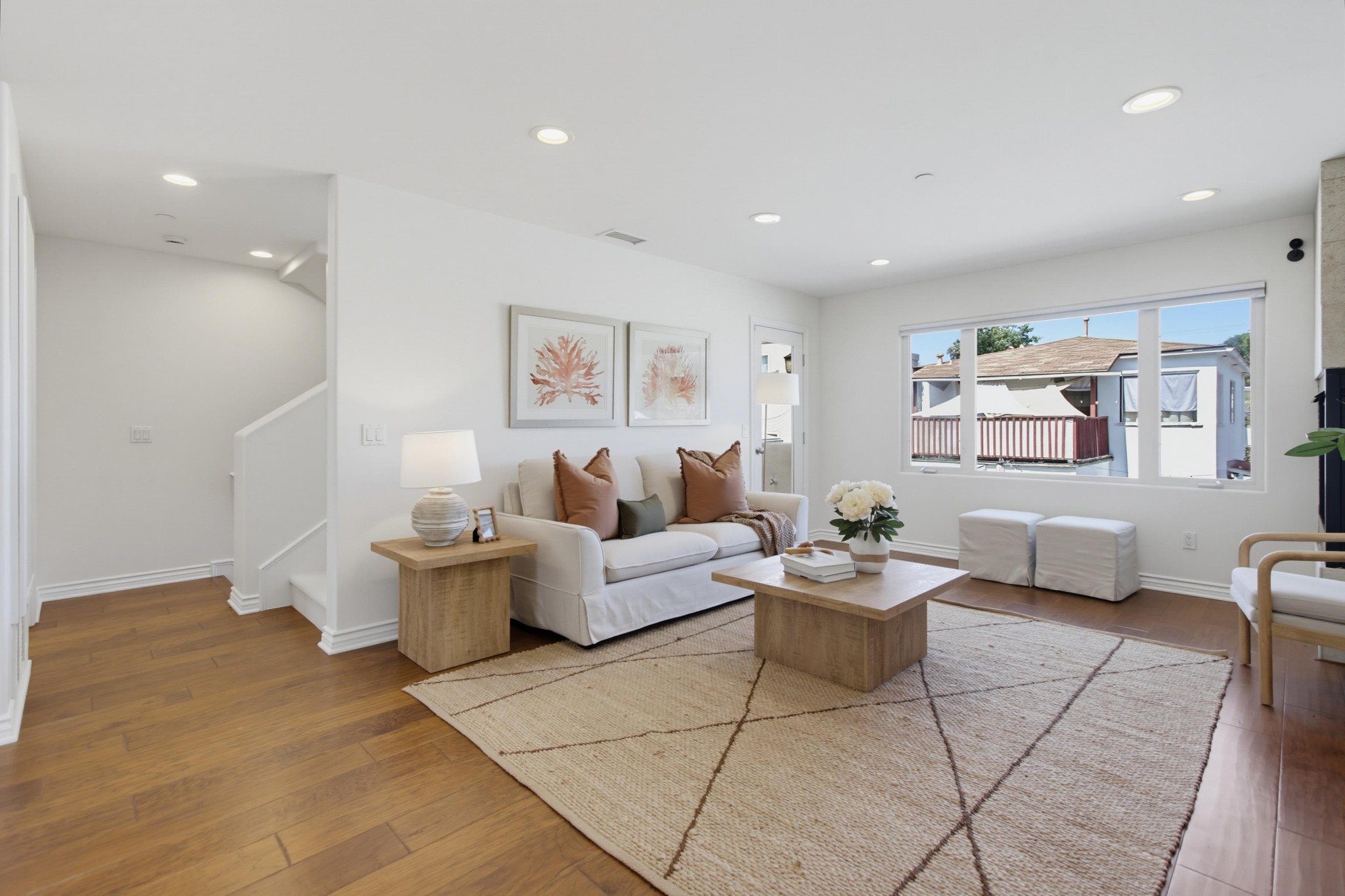 Virtual tour photo 6 of 97 for 4279 Lamont St