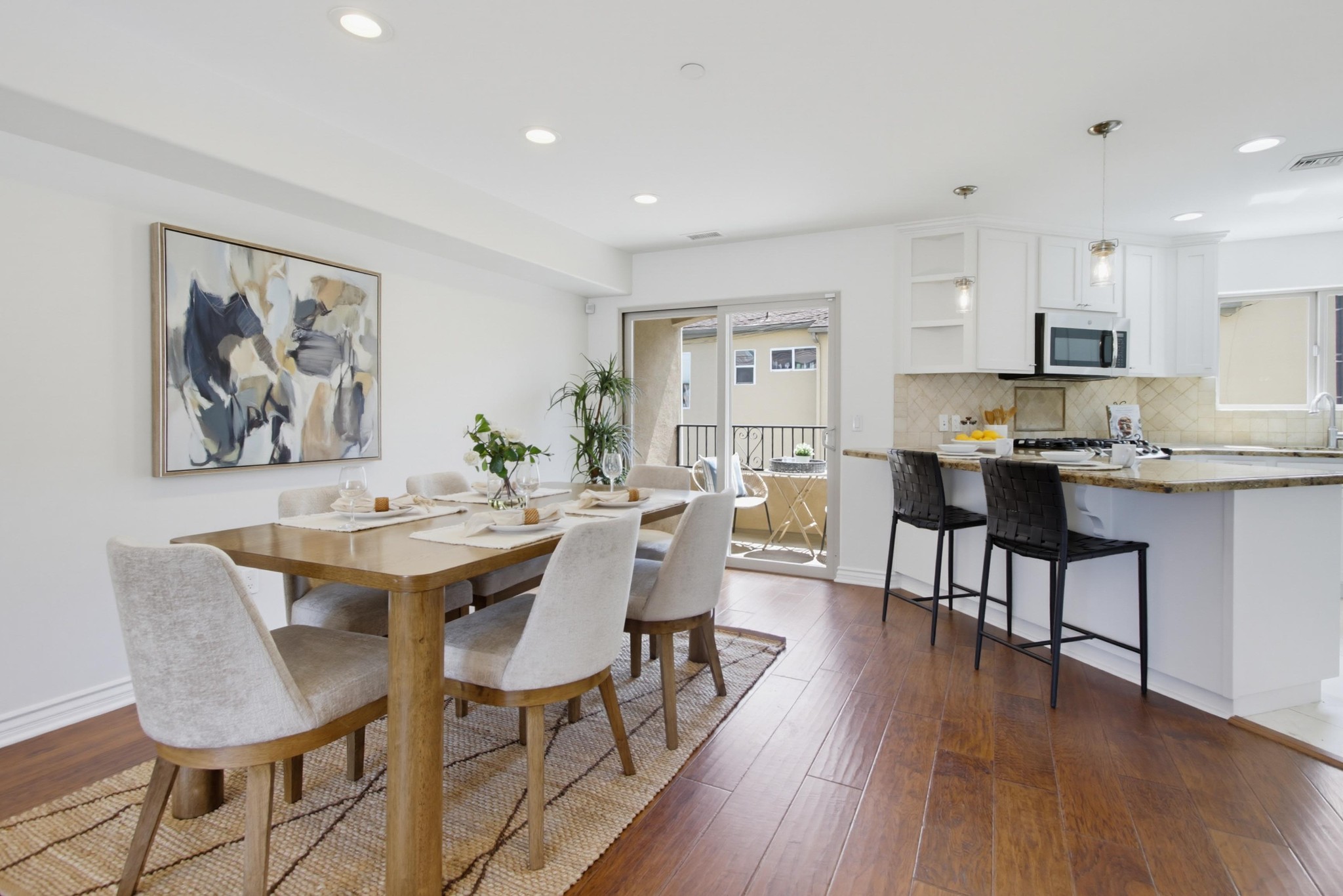 Virtual tour photo 9 of 97 for 4279 Lamont St