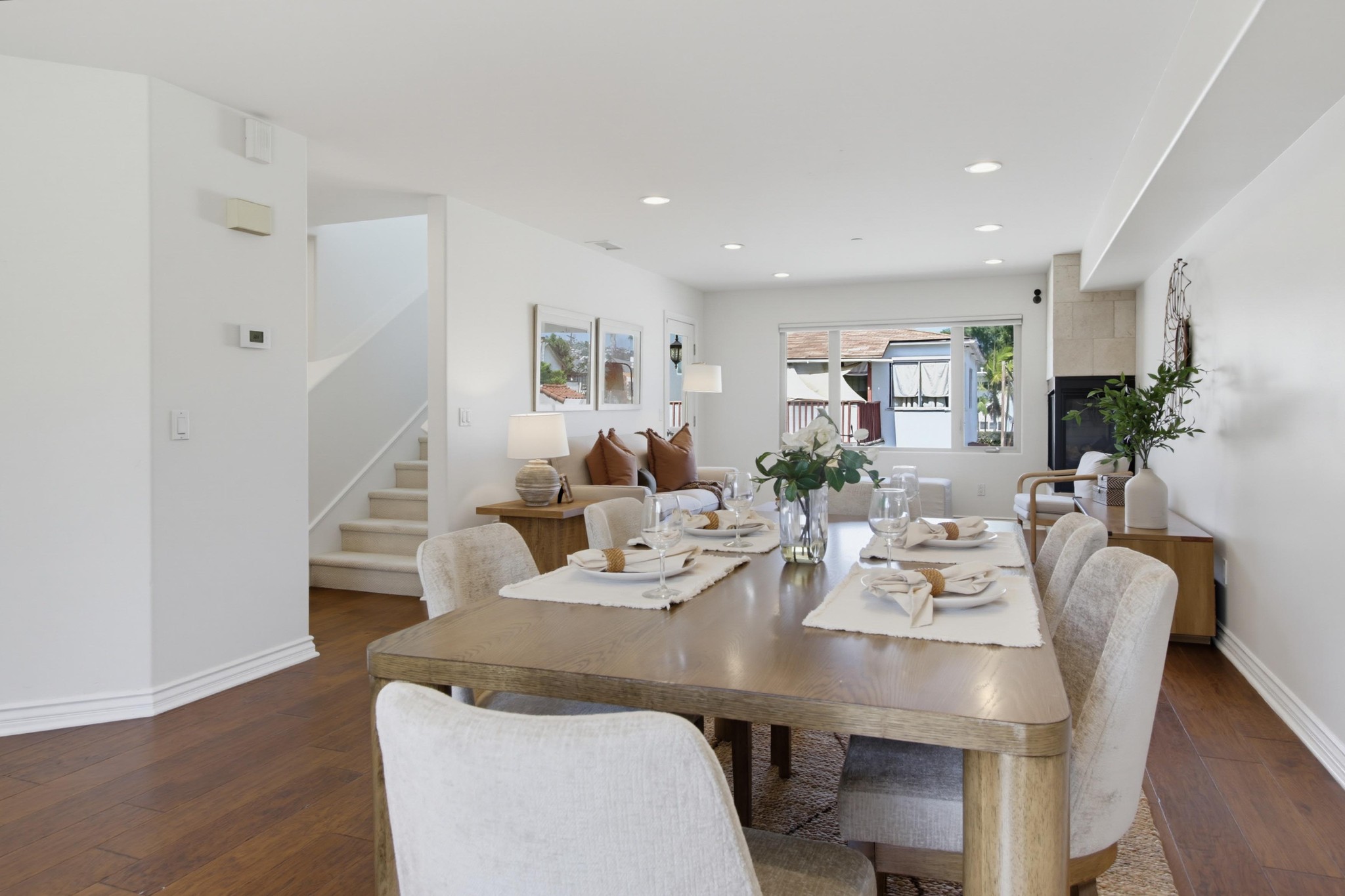 Virtual tour photo 11 of 97 for 4279 Lamont St