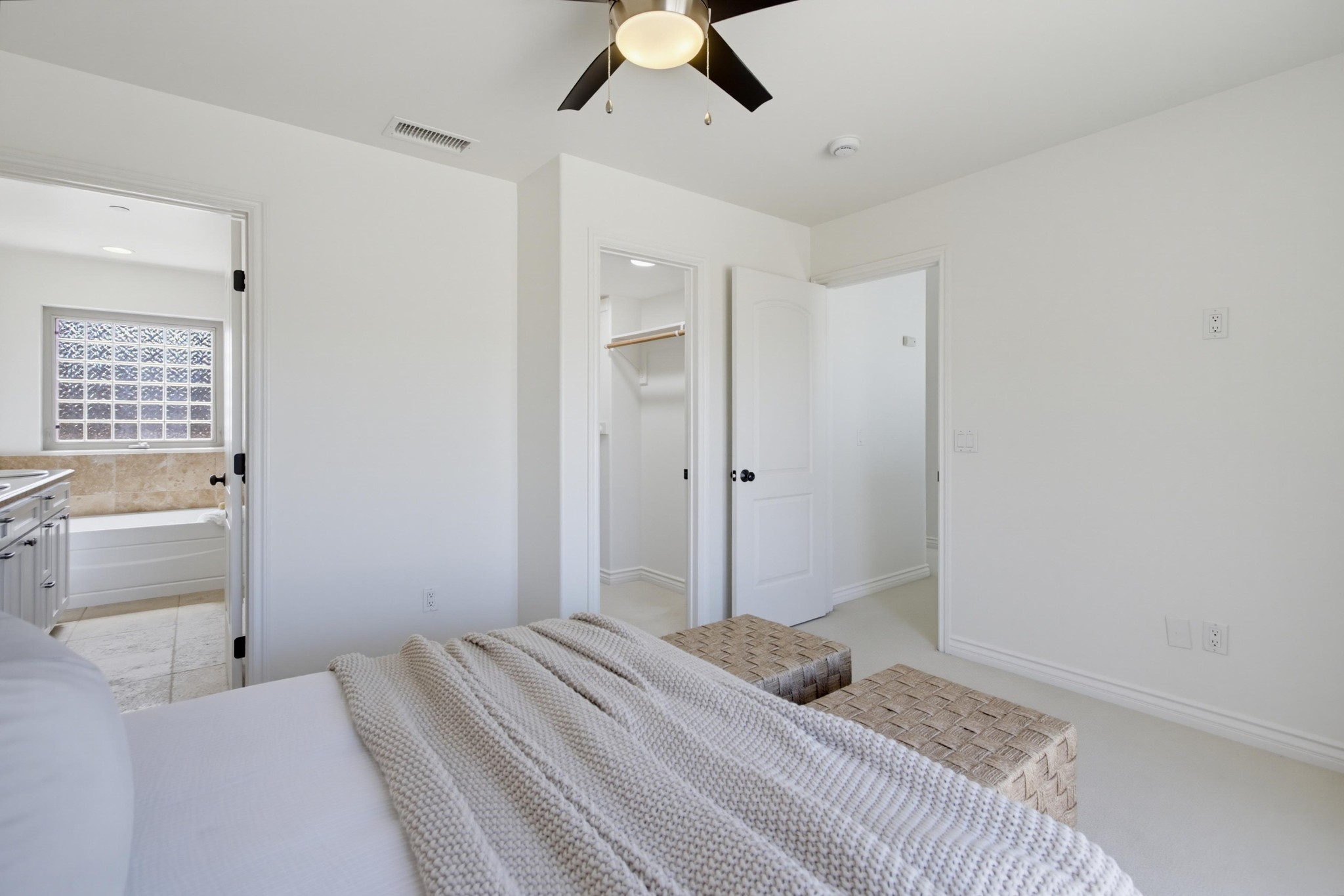 Virtual tour photo 40 of 97 for 4279 Lamont St