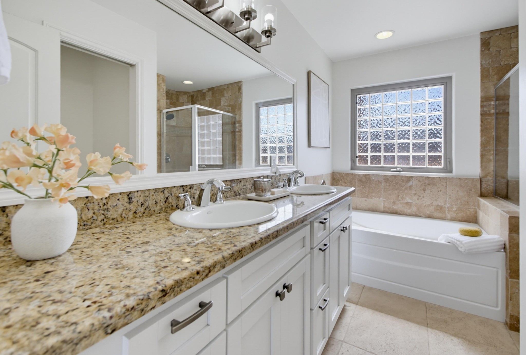 Virtual tour photo 42 of 97 for 4279 Lamont St