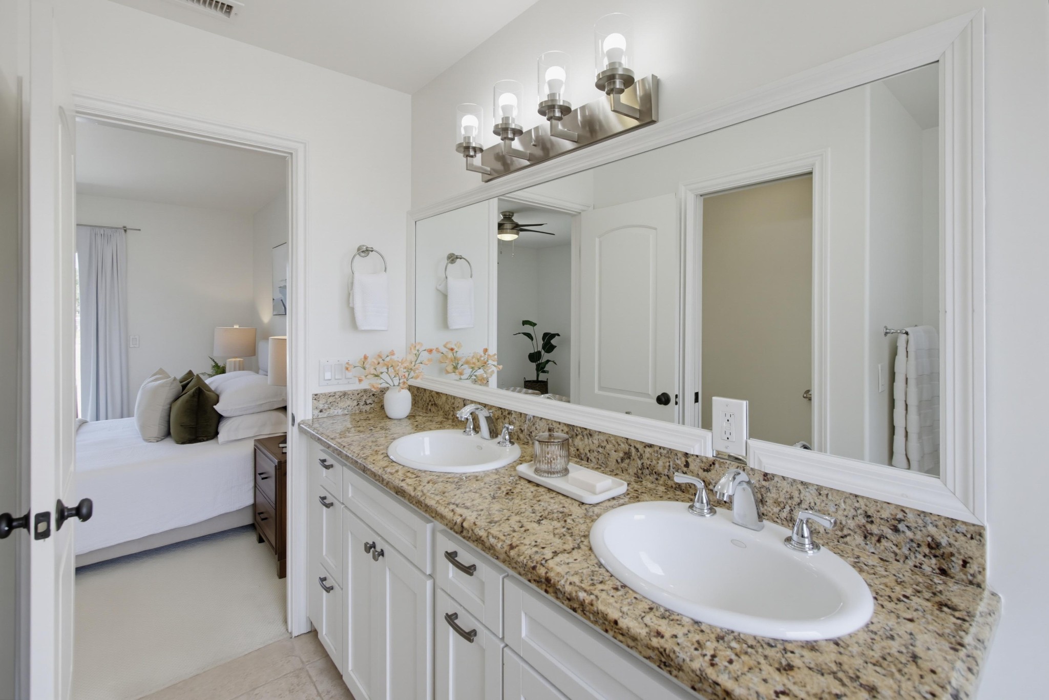 Virtual tour photo 44 of 97 for 4279 Lamont St