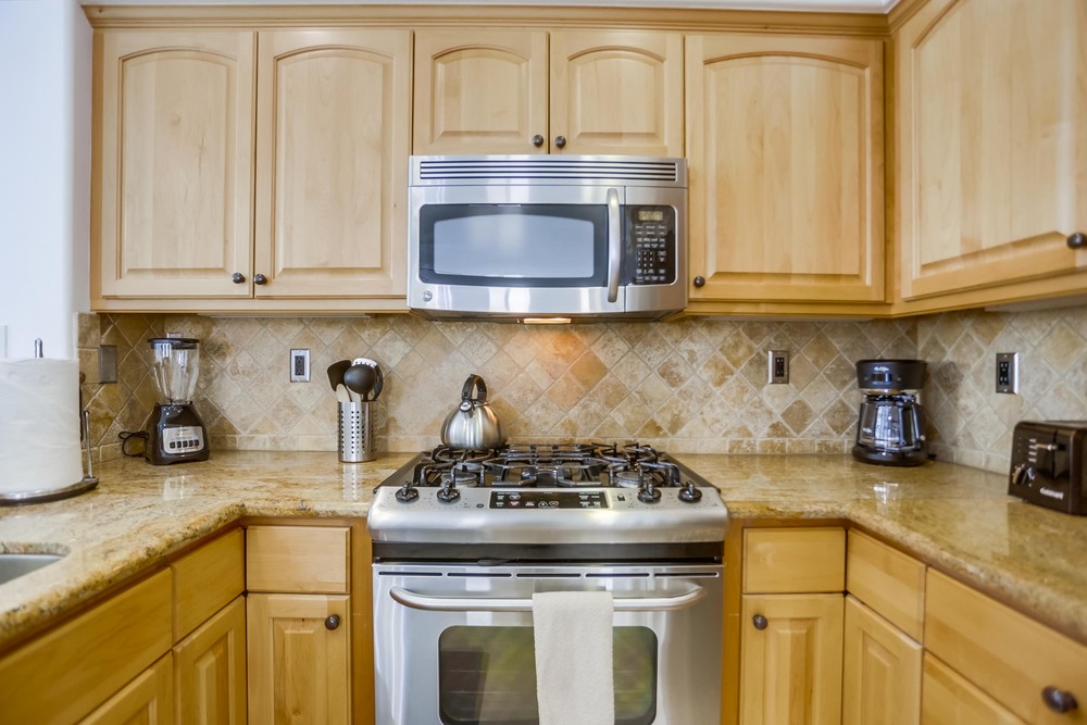 Virtual tour photo 16 of 37 for 4279 Mission Blvd