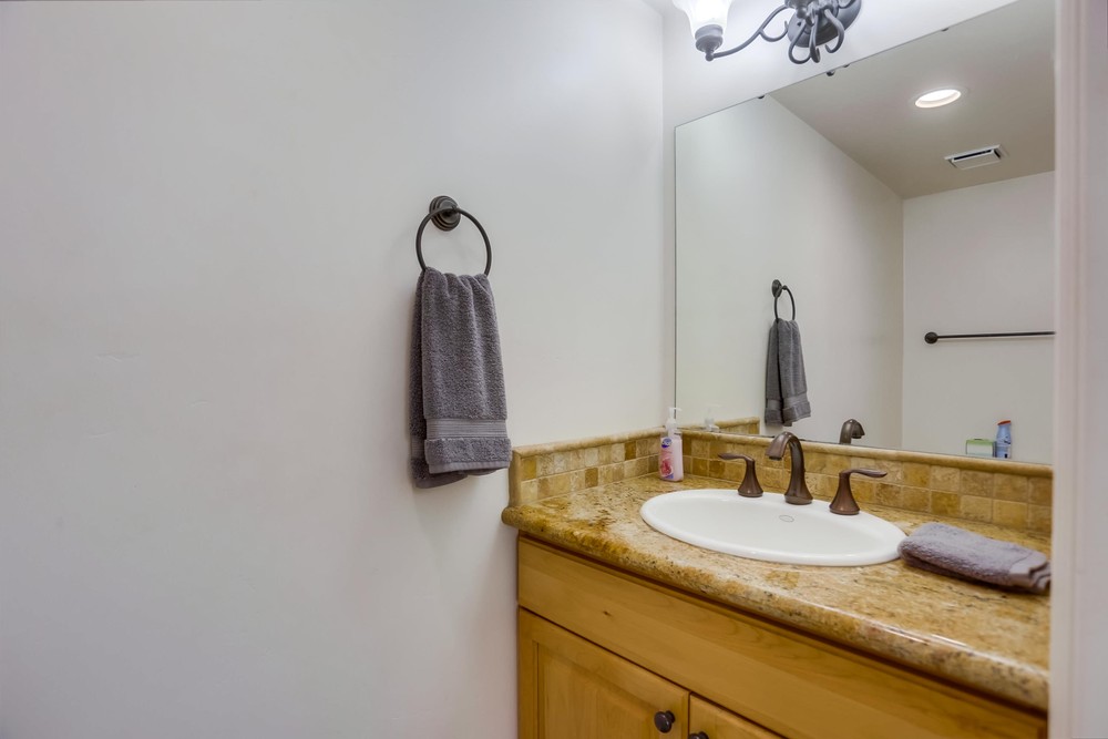 Virtual tour photo 18 of 37 for 4279 Mission Blvd