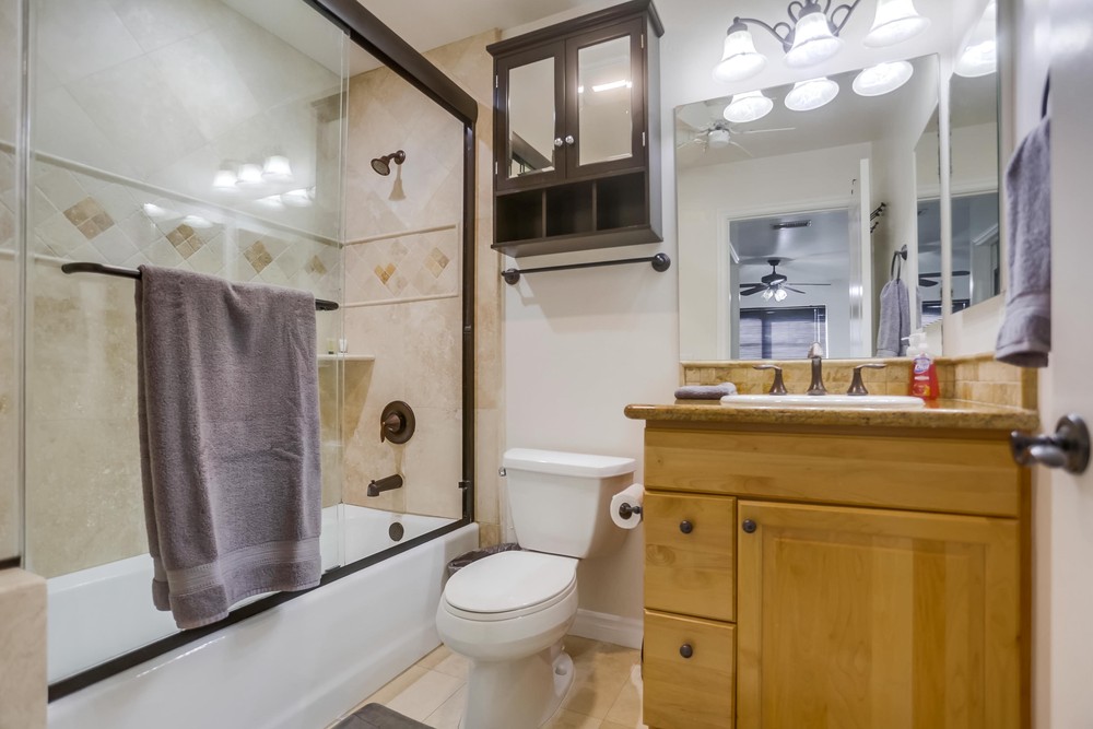 Virtual tour photo 24 of 37 for 4279 Mission Blvd