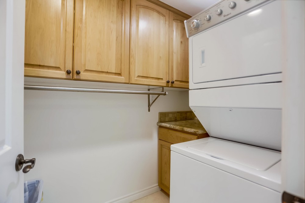 Virtual tour photo 32 of 37 for 4279 Mission Blvd
