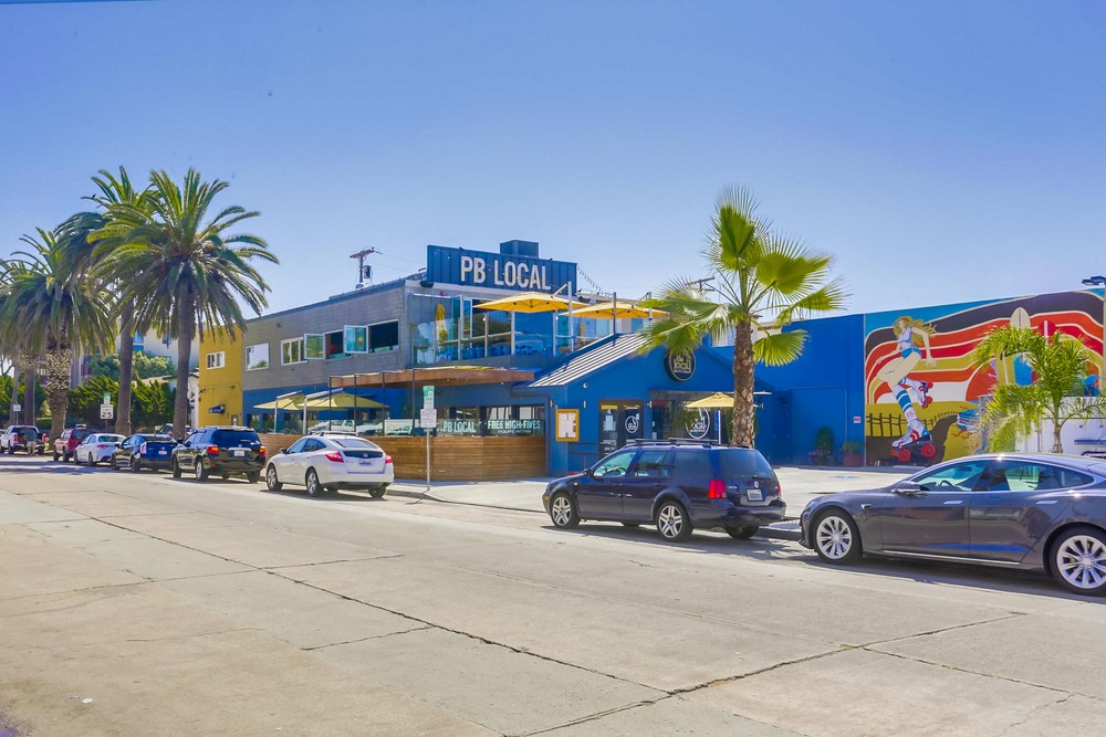 Virtual tour photo 34 of 37 for 4279 Mission Blvd