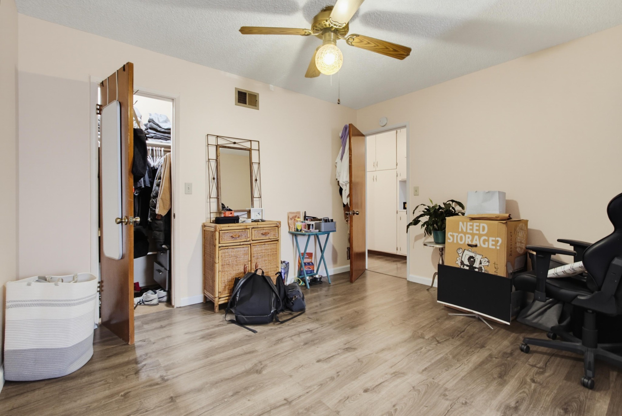 Virtual tour photo 23 of 45 for 4282 Olive Ave
