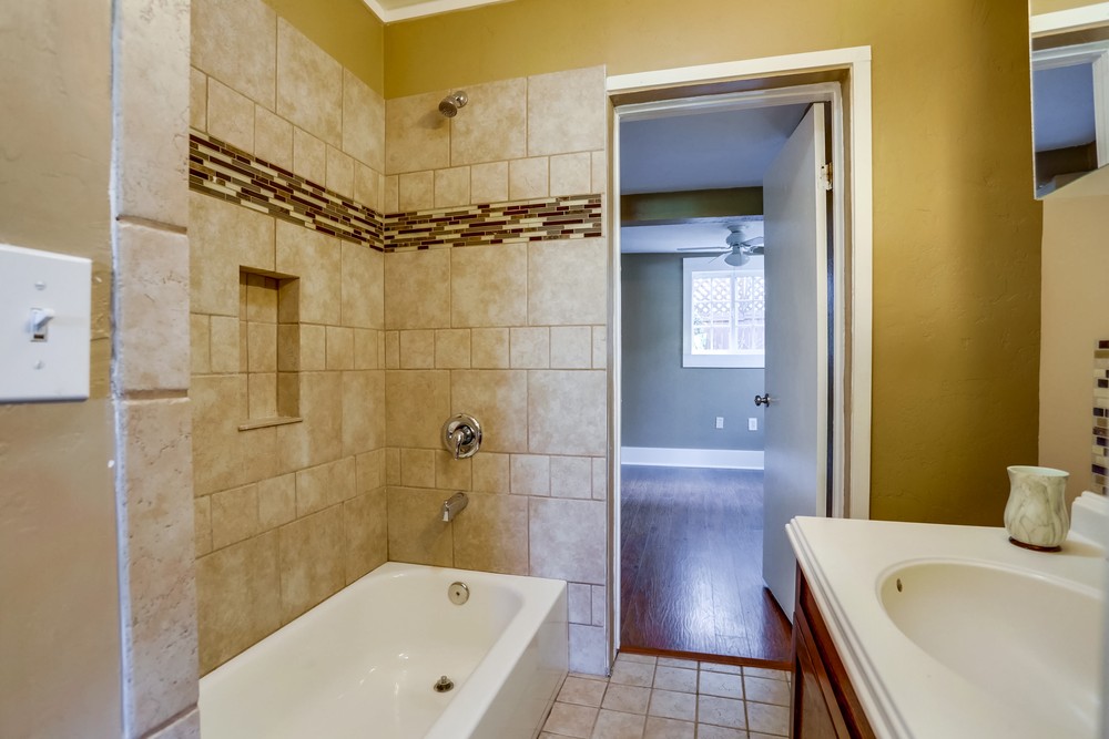 Virtual tour photo 27 of 37 for 4283 Orange Ave