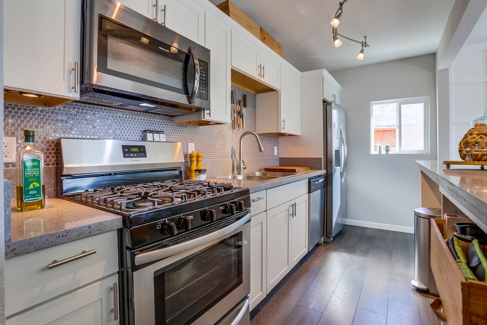 Virtual tour photo 17 of 28 for 4287 48th St