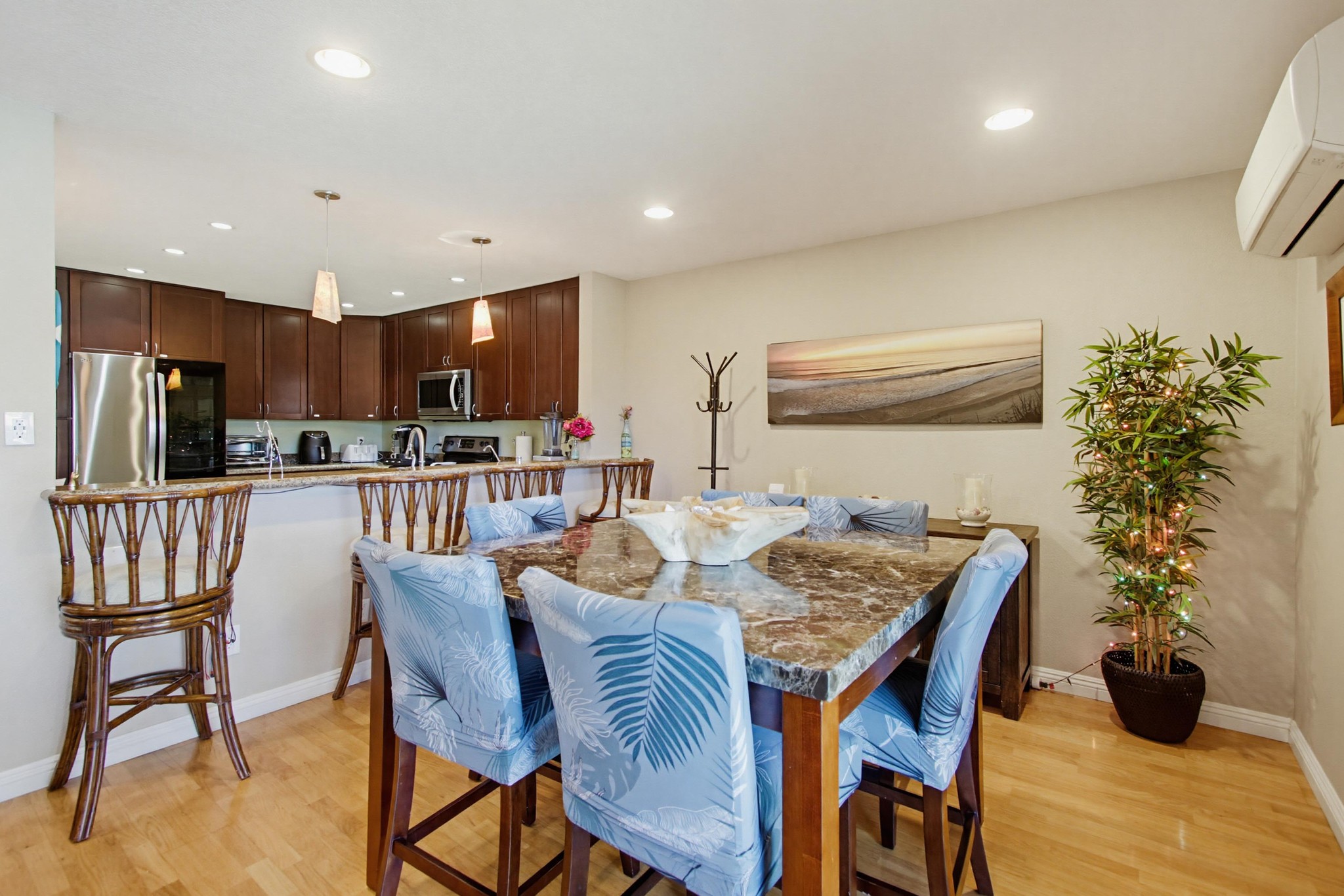 Virtual tour photo 8 of 84 for 429 S Sierra Ave Unit 125