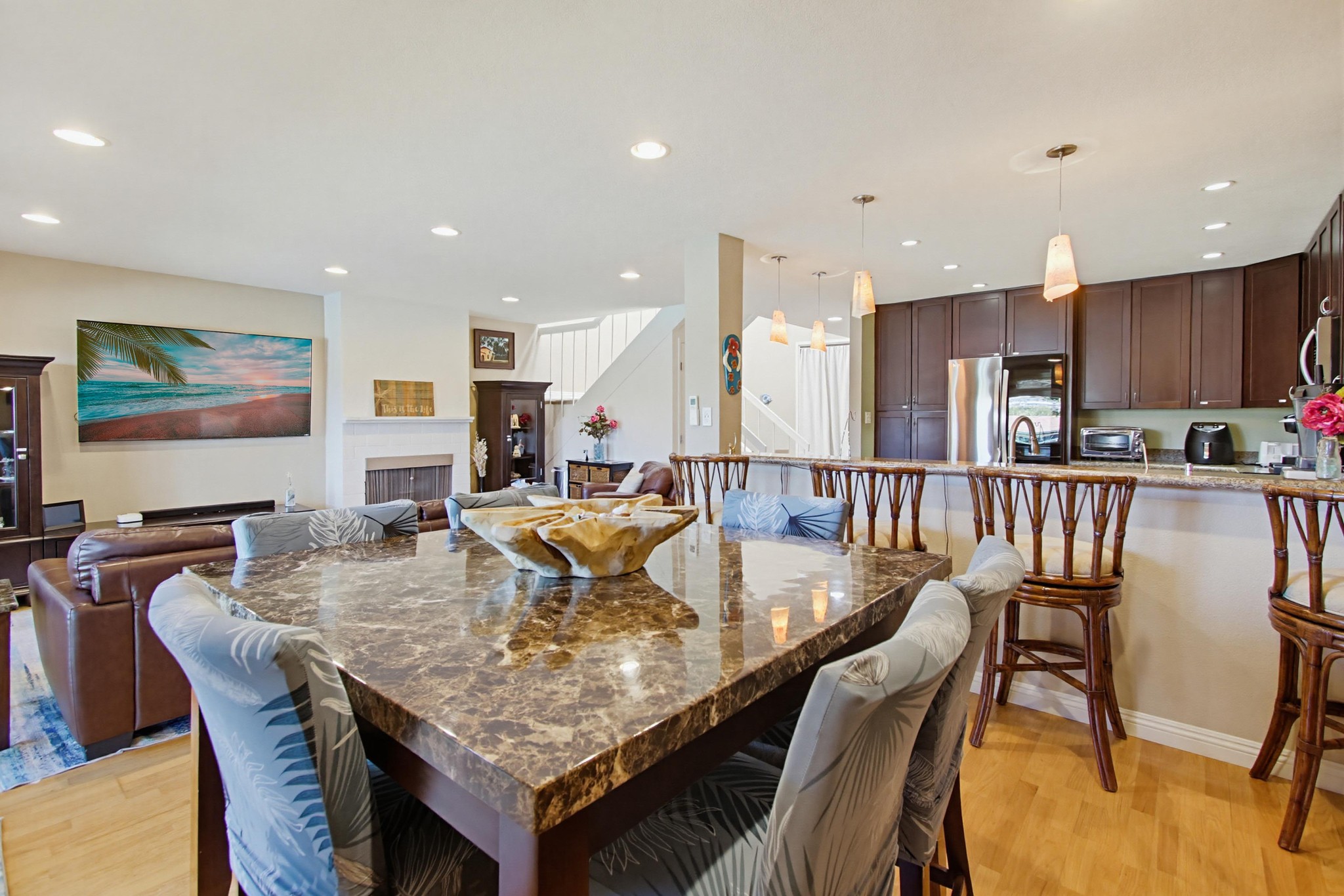 Virtual tour photo 9 of 84 for 429 S Sierra Ave Unit 125