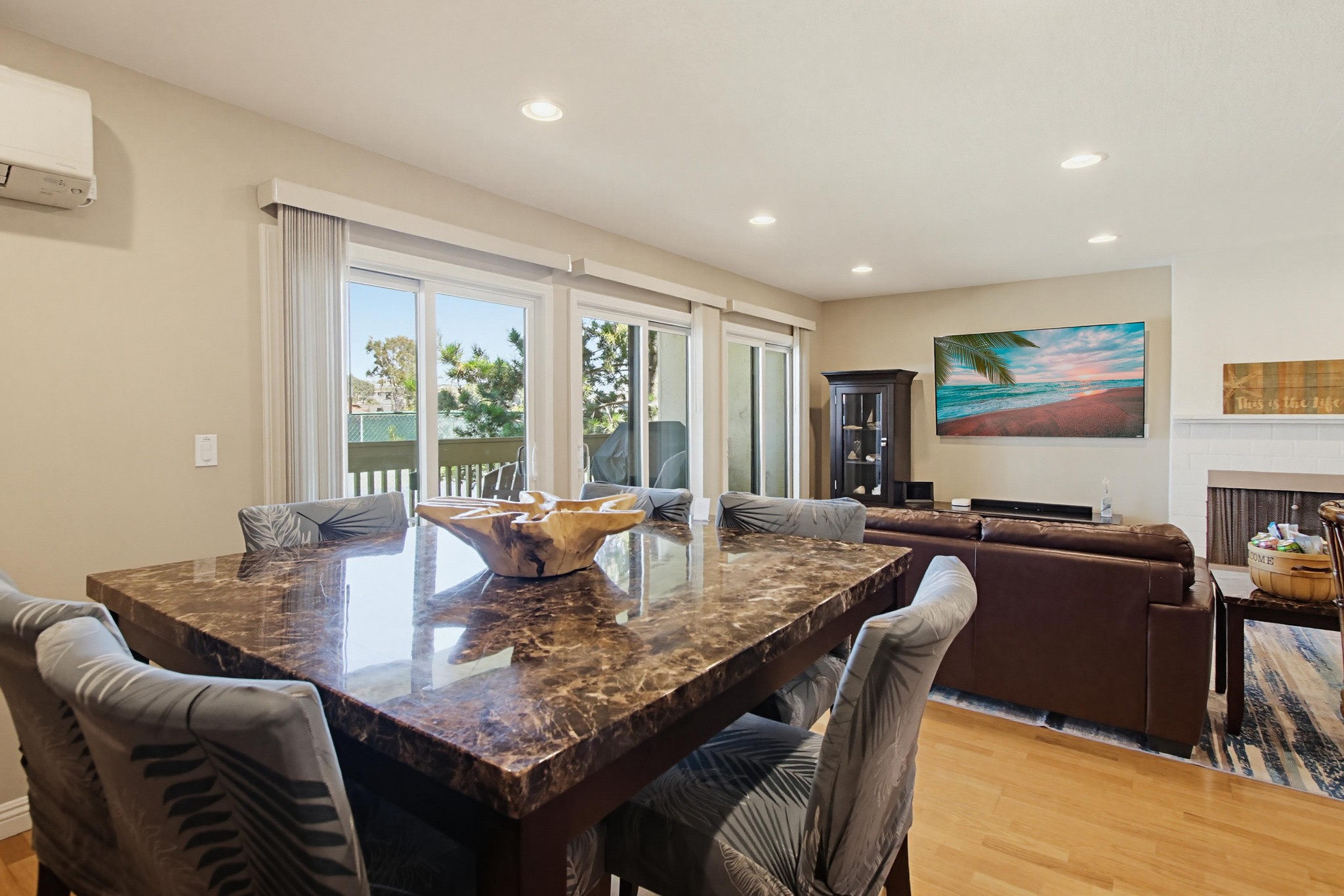 Virtual tour photo 10 of 84 for 429 S Sierra Ave Unit 125