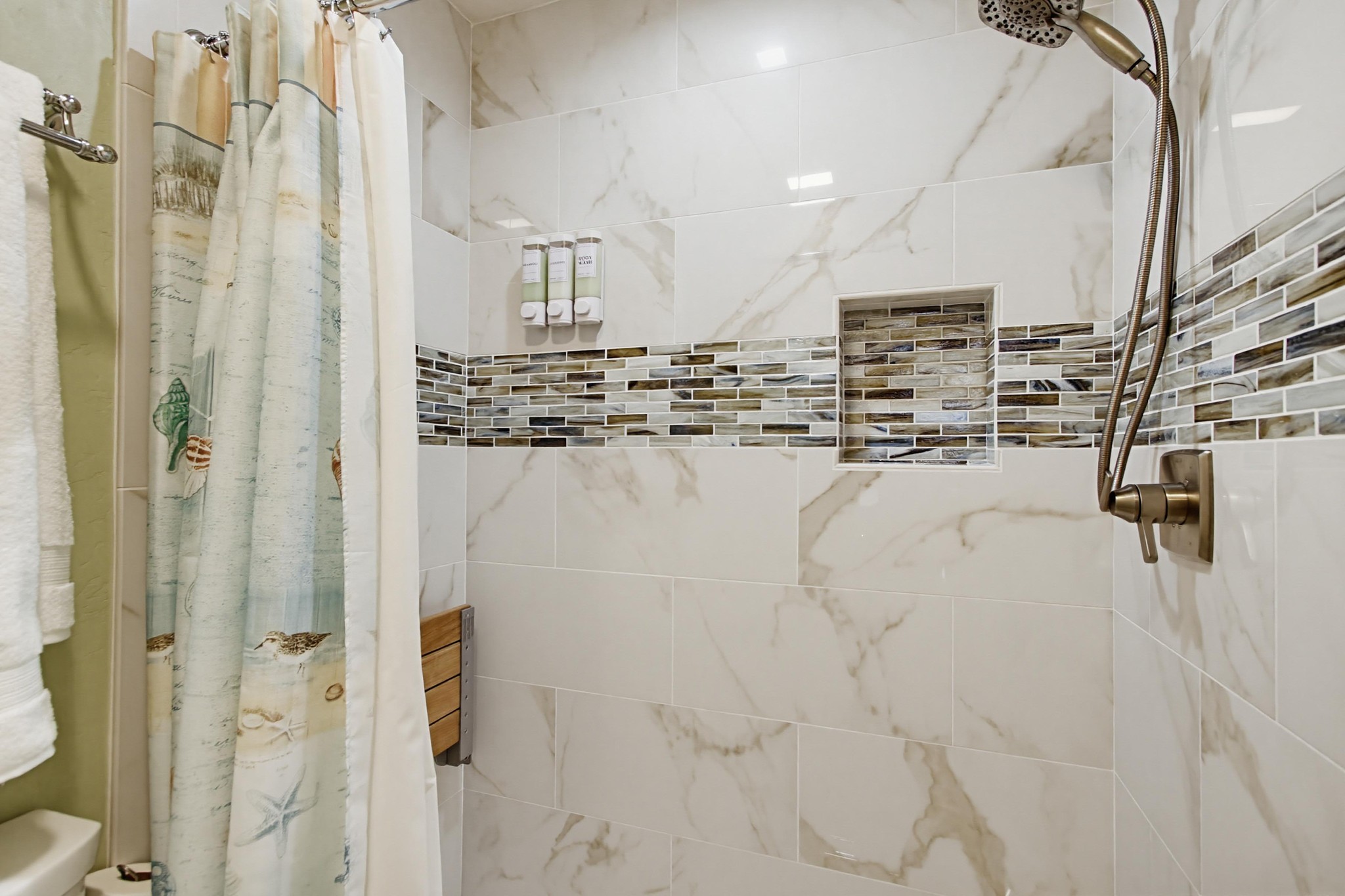Virtual tour photo 21 of 84 for 429 S Sierra Ave Unit 125