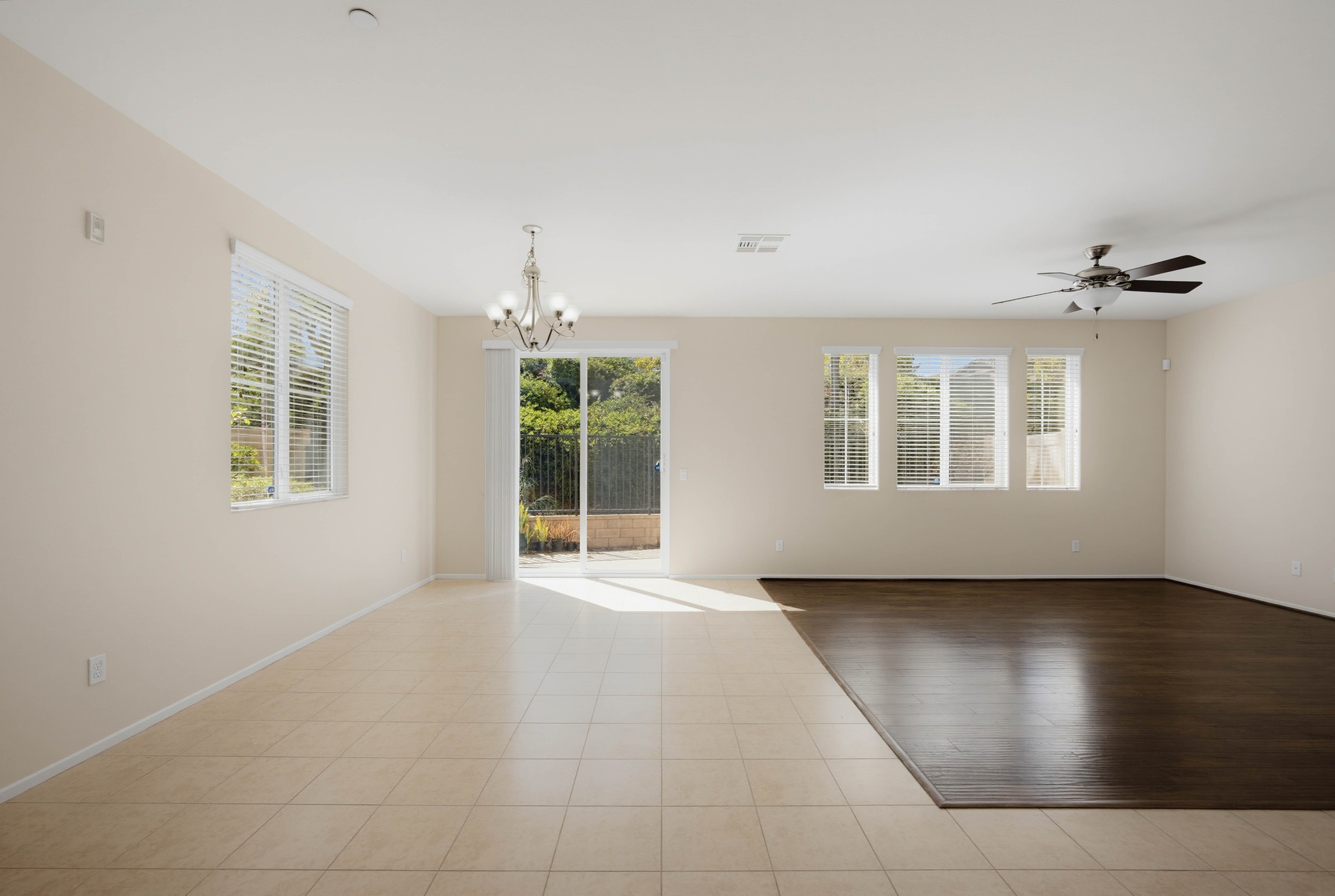 Virtual tour photo 7 of 47 for 42910 Avenida Amistad