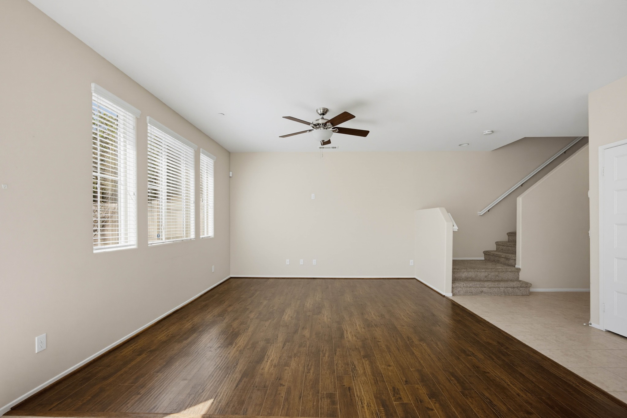 Virtual tour photo 9 of 47 for 42910 Avenida Amistad