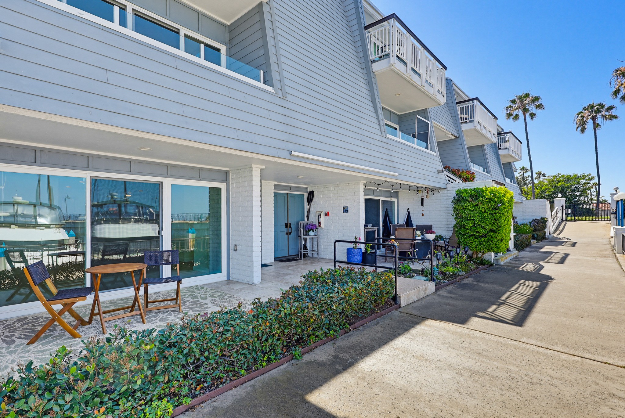 Virtual tour photo 3 of 83 for 43 Montego Ct