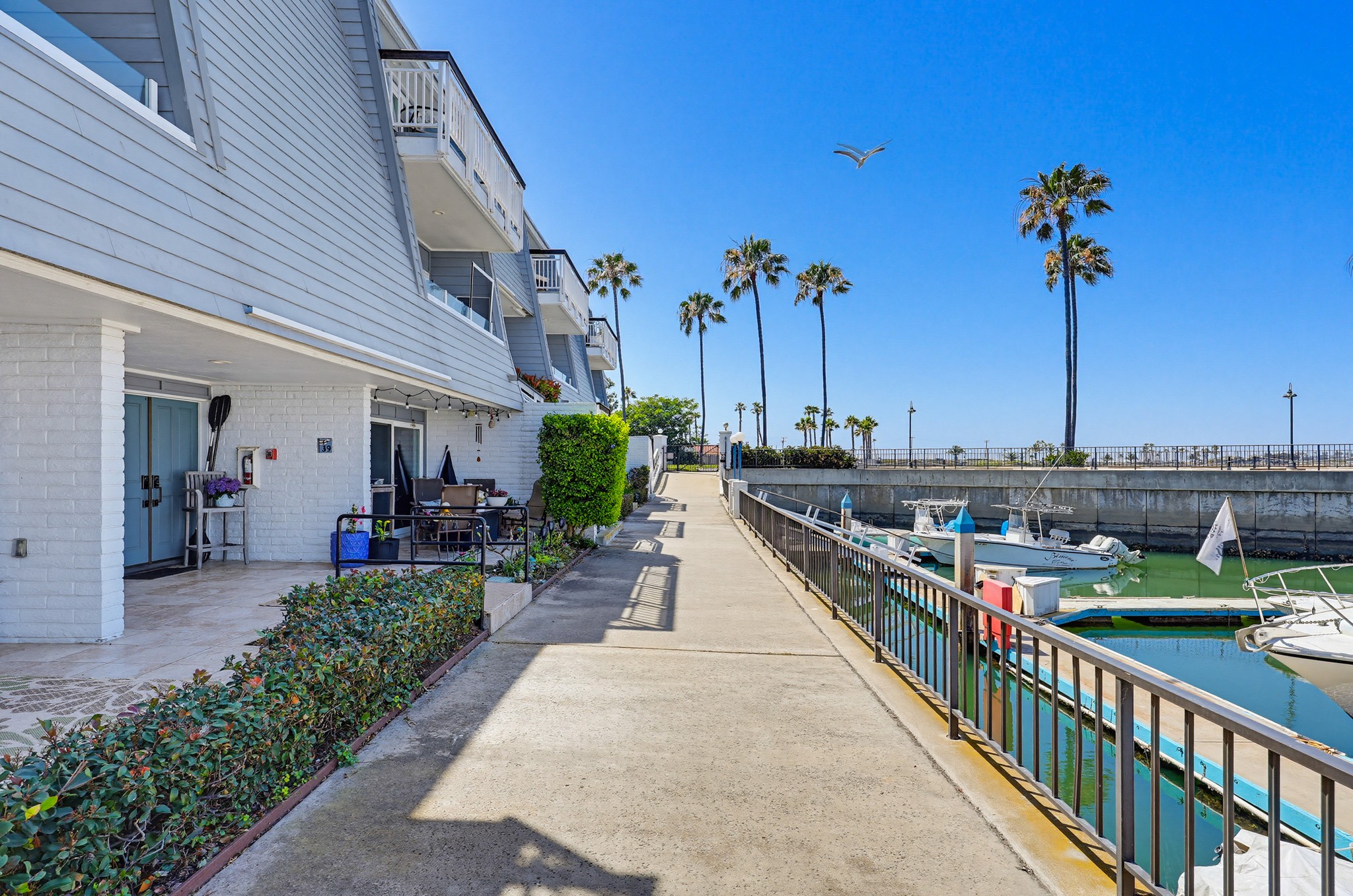 Virtual tour photo 4 of 83 for 43 Montego Ct