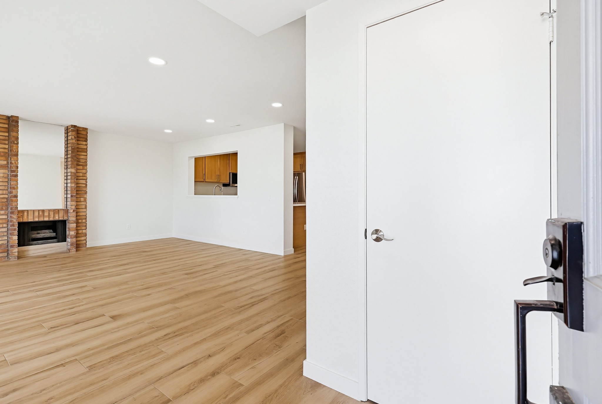 Virtual tour photo 9 of 83 for 43 Montego Ct