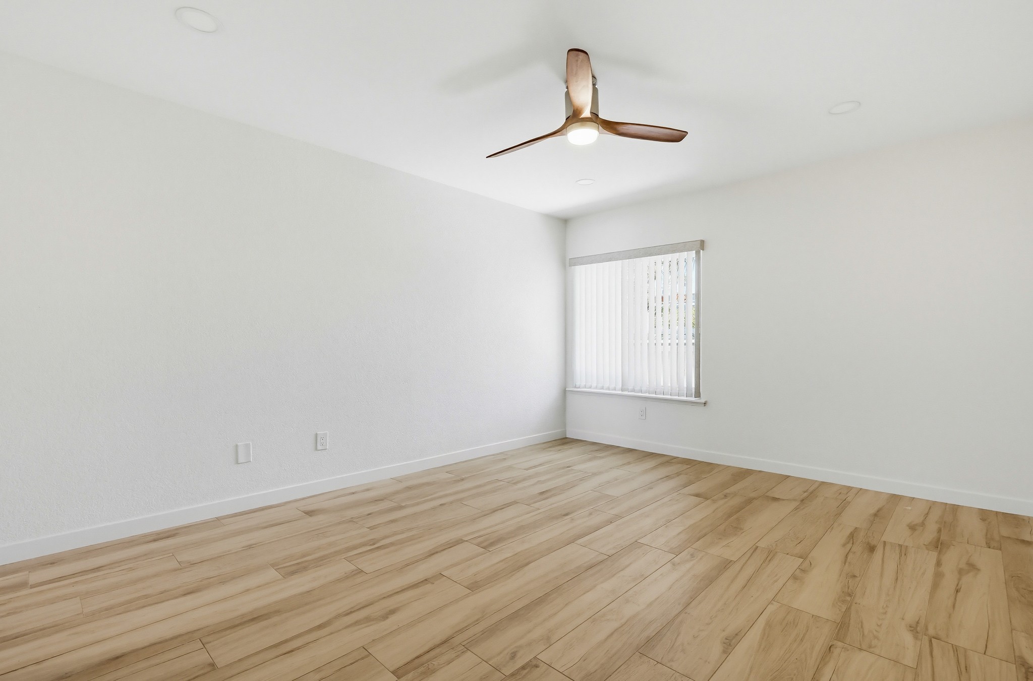 Virtual tour photo 43 of 83 for 43 Montego Ct