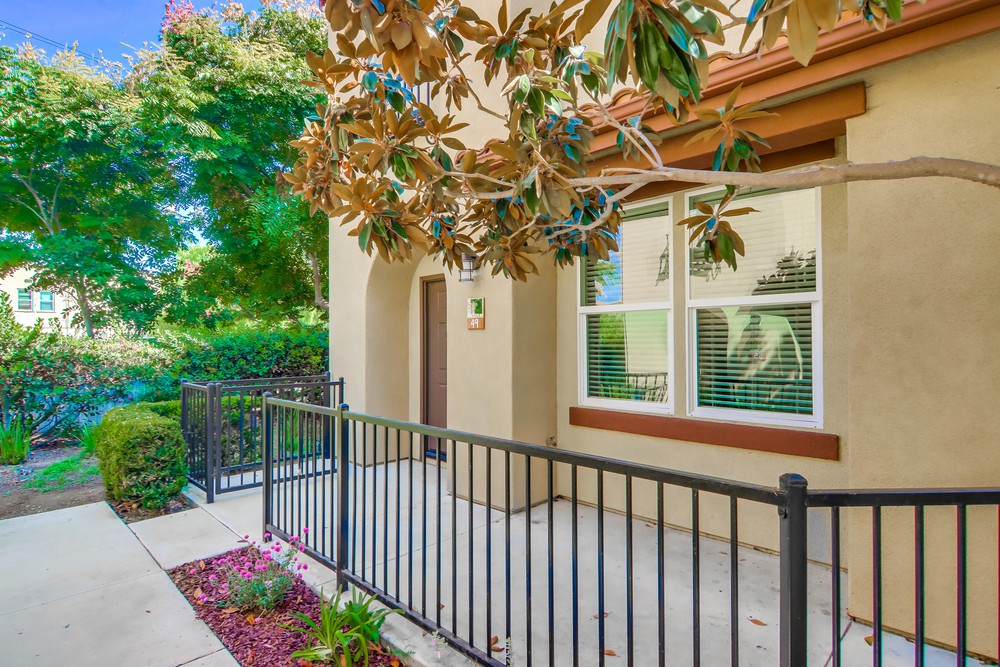 Virtual tour photo 4 of 46 for 4300 Newton Ave UNIT 49