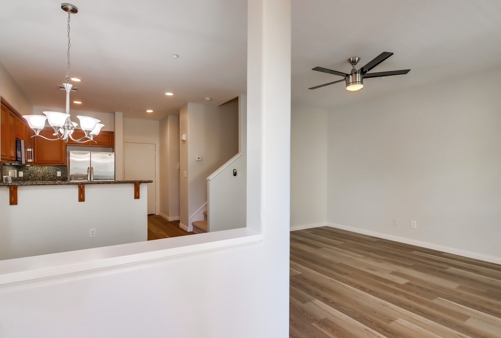 Virtual tour photo 8 of 46 for 4300 Newton Ave UNIT 49
