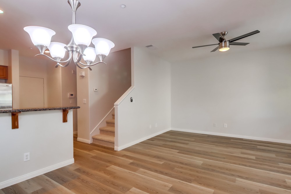 Virtual tour photo 9 of 46 for 4300 Newton Ave UNIT 49