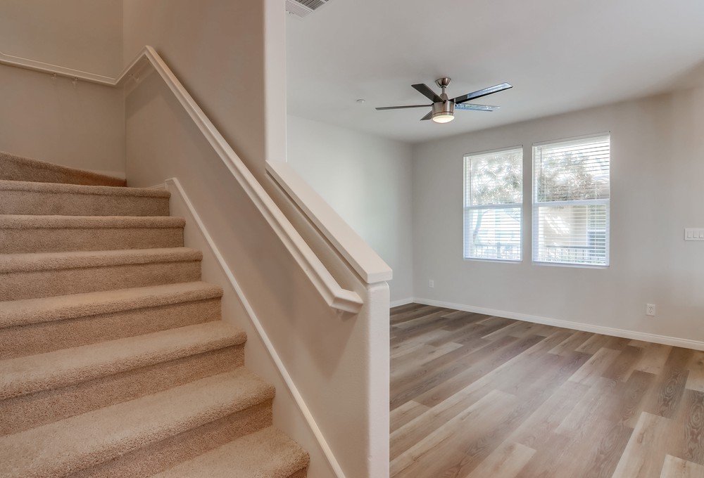 Virtual tour photo 27 of 46 for 4300 Newton Ave UNIT 49